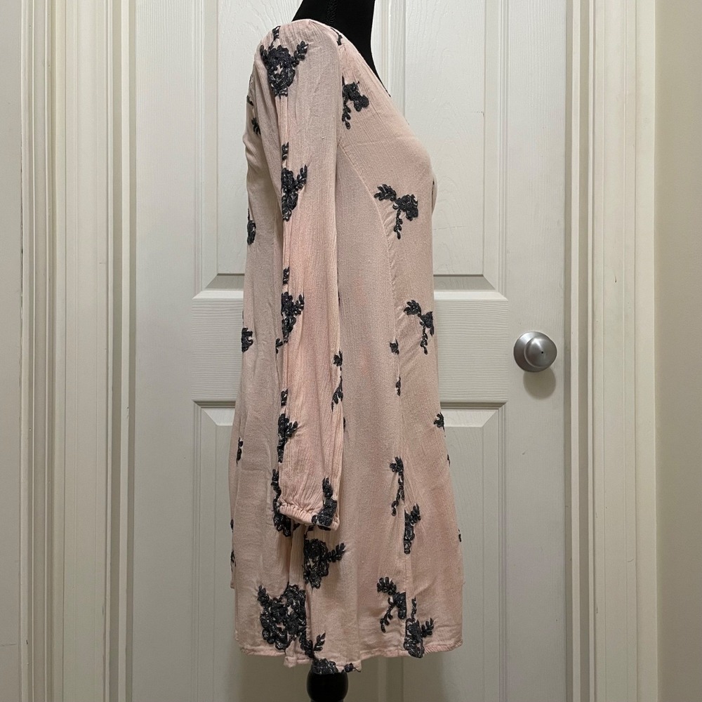 Free‎ People Emma Austin Floral Embroidered Tunic Mini Swing Dress Pink Boho S - Picture 3 of 12